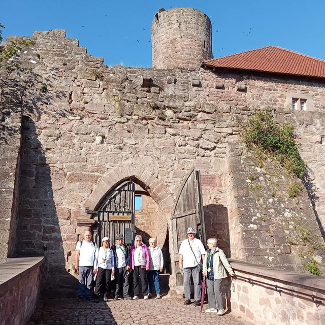 Glatzer Gebirgs-Verein besucht die Burg Hanstein