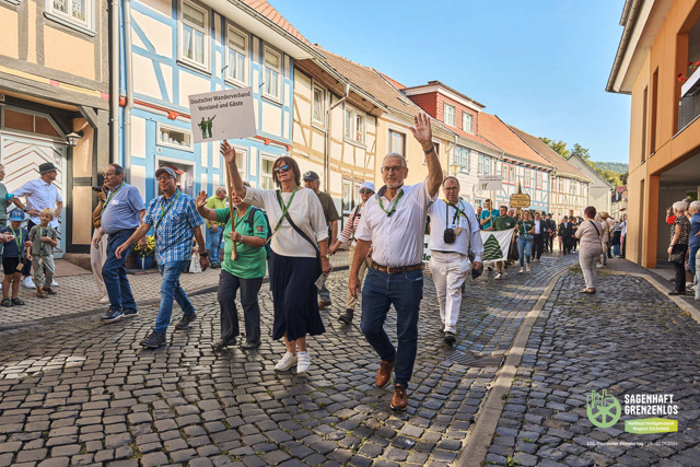 Christian Drescher im Festumzug des 122. Deutschen Wandertages