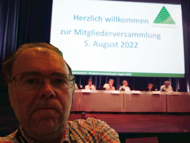 Christian Drescher in der Mitgliederversammlung des Deutschen Wanderverbandes